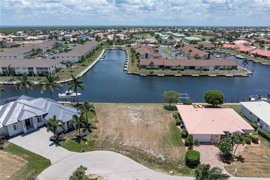 Property photo for 1474 KITTIWAKE DRIVE, Punta Gorda, FL