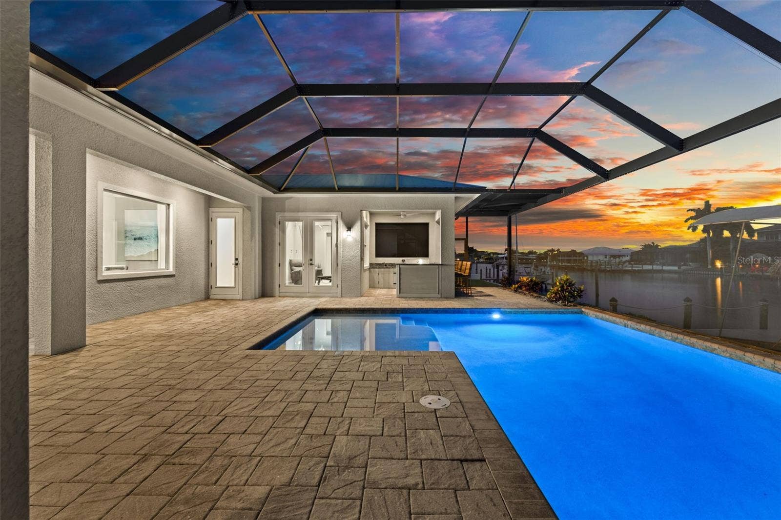 105 SW 52ND STREET, Cape Coral, FL 33914 Evening dip?