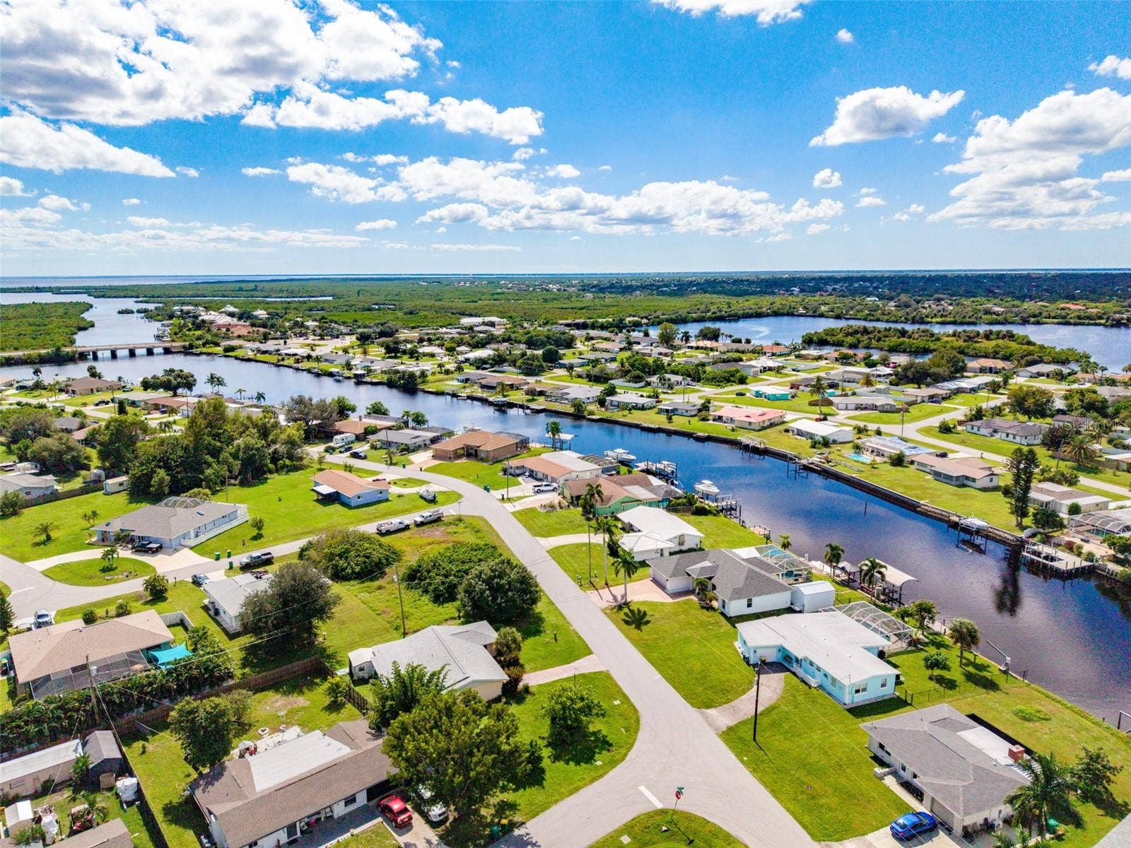 270 E TARPON BOULEVARD NW, Port Charlotte, FL 33952 270 E TARPON BOULEVARD NW, Port Charlotte, FL 33952