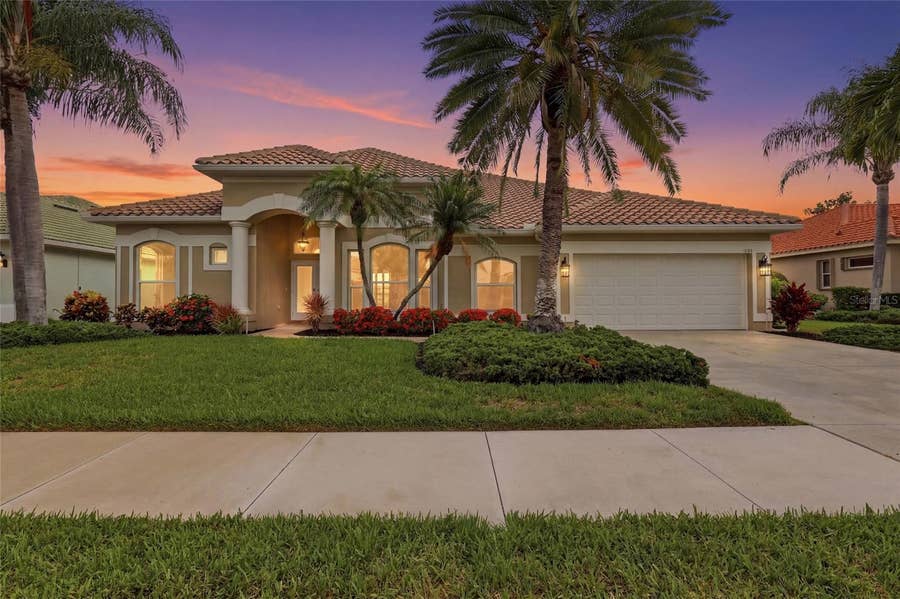 Property photo for 1021 GROUSE WAY, Venice, FL