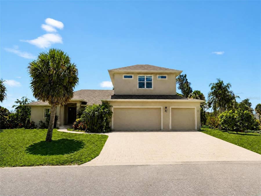 Property photo for 935 LINDEN ROAD, Venice, FL
