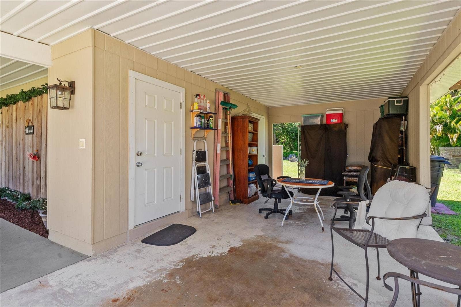 18579 ROBINSON AVENUE, Port Charlotte, FL 33948 18579 ROBINSON AVENUE, Port Charlotte, FL 33948