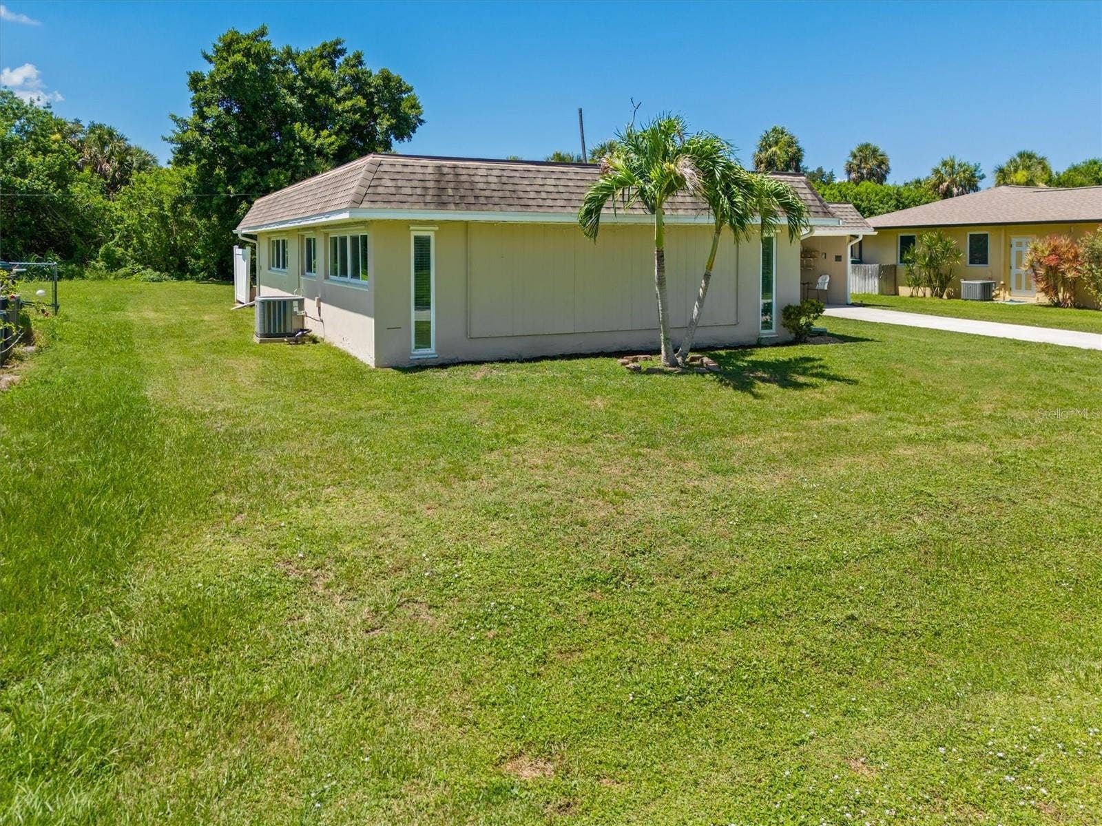 18579 ROBINSON AVENUE, Port Charlotte, FL 33948 18579 ROBINSON AVENUE, Port Charlotte, FL 33948