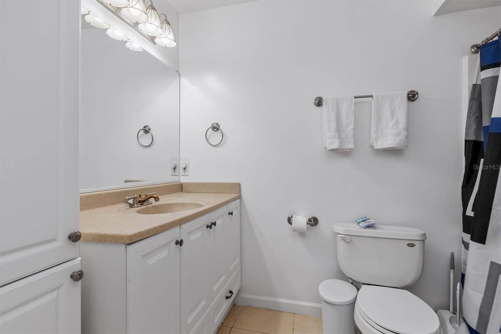 18579 ROBINSON AVENUE, Port Charlotte, FL 33948 Bathroom