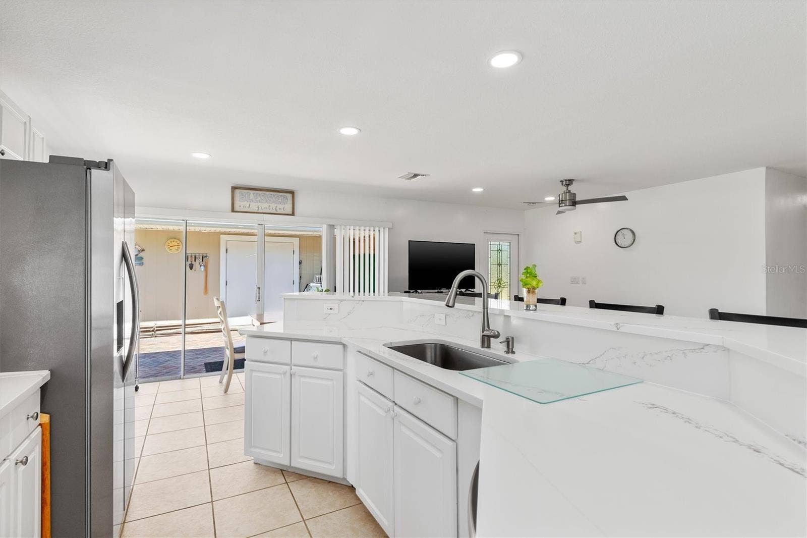 18579 ROBINSON AVENUE, Port Charlotte, FL 33948 18579 ROBINSON AVENUE, Port Charlotte, FL 33948