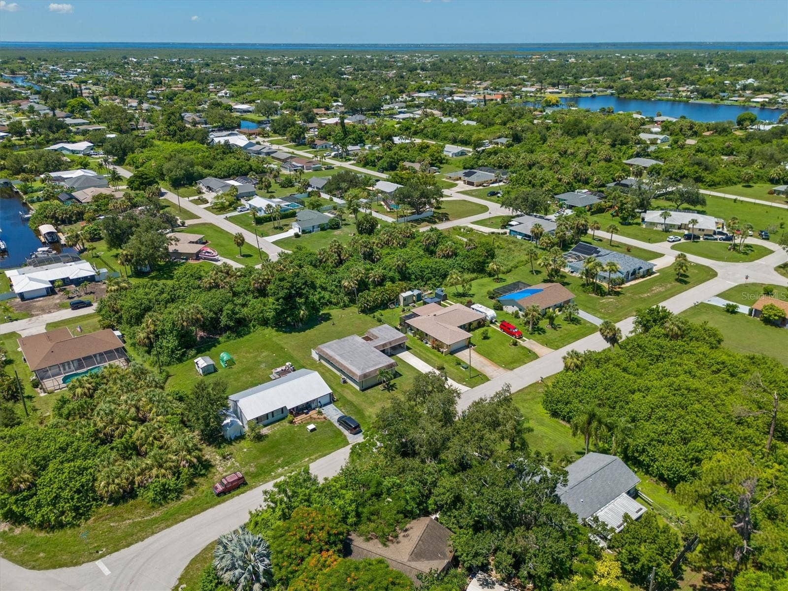 18579 ROBINSON AVENUE, Port Charlotte, FL 33948 18579 ROBINSON AVENUE, Port Charlotte, FL 33948