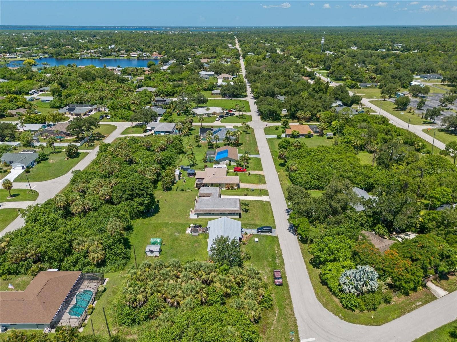 18579 ROBINSON AVENUE, Port Charlotte, FL 33948 18579 ROBINSON AVENUE, Port Charlotte, FL 33948