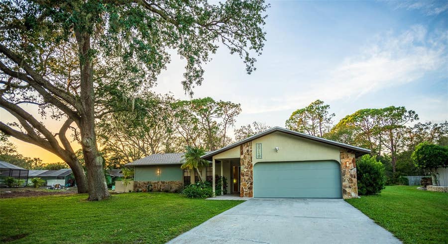 Property photo for 2719 FOREST KNOLL DRIVE, Sarasota, FL
