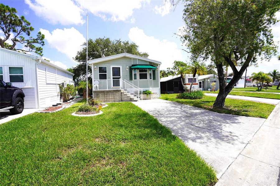 Property photo for 125 BROOKSHIRE DRIVE, Nokomis, FL