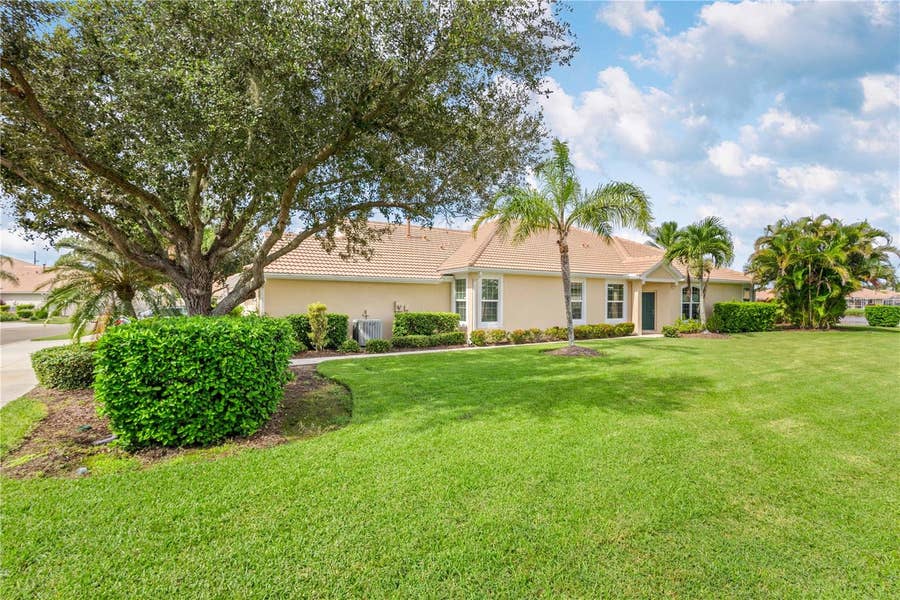 Property photo for 5064 WHISPERING OAKS DRIVE, North Port, FL