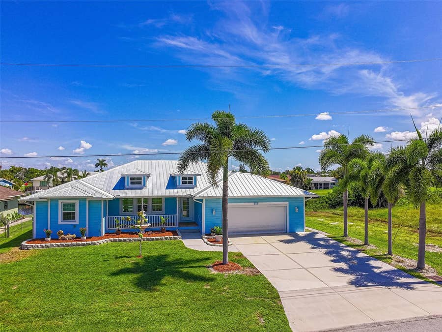 Property photo for 206 S WATERWAY DRIVE NW, Port Charlotte, FL