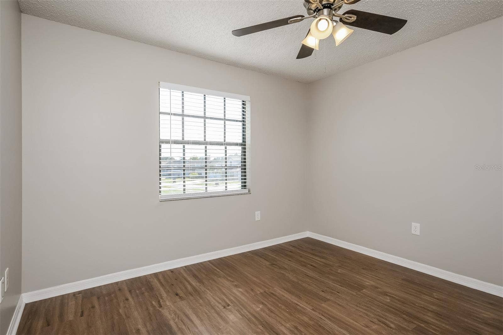 11943 BLACKHEATH CIRCLE, Orlando, FL 32837 11943 BLACKHEATH CIRCLE, Orlando, FL 32837