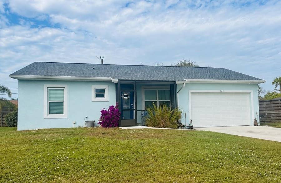 Property photo for 562 FLAMINGO ROAD, Venice, FL