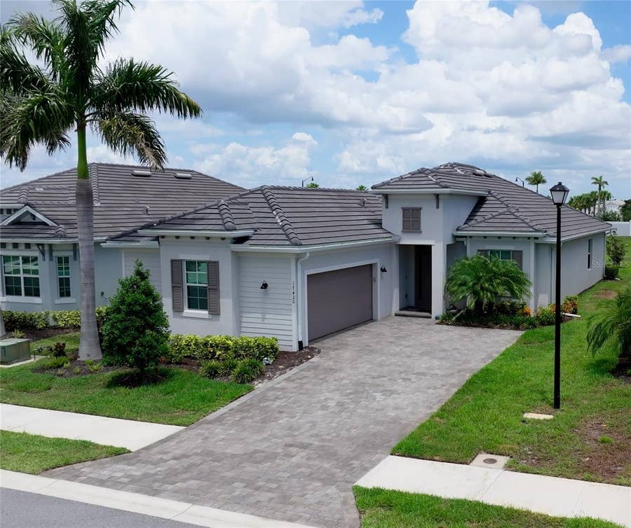 Property photo for 17420 JADESTONE COURT, Venice, FL