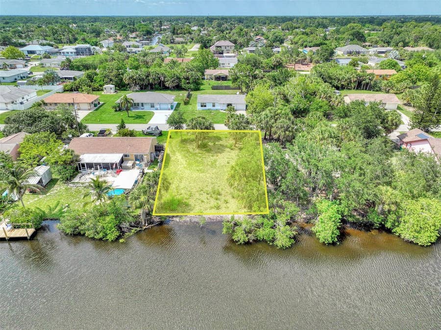 Property photo for 18422 VAN NUYS CIRCLE, Port Charlotte, FL