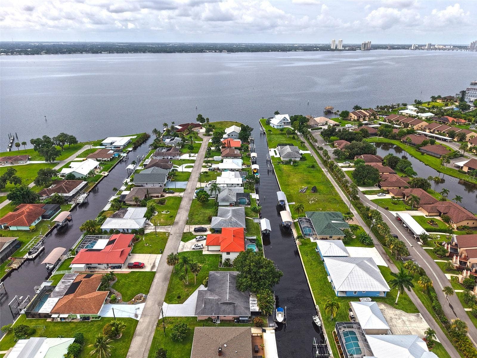 7228 REYMOOR DRIVE, North Fort Myers, FL 33917