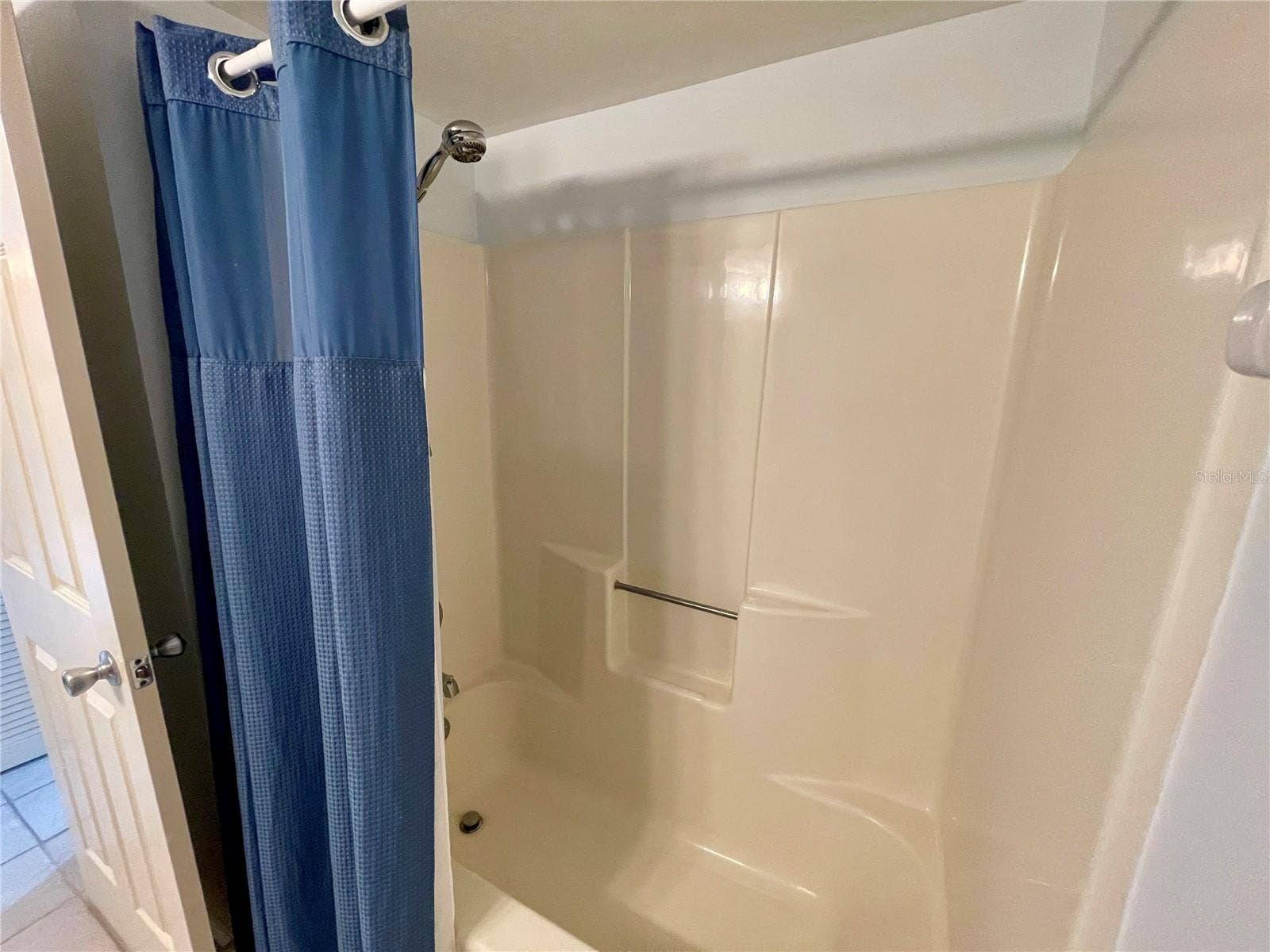 3310 LOVELAND BOULEVARD, #606, Punta Gorda, FL 33980 Guest Bathroom