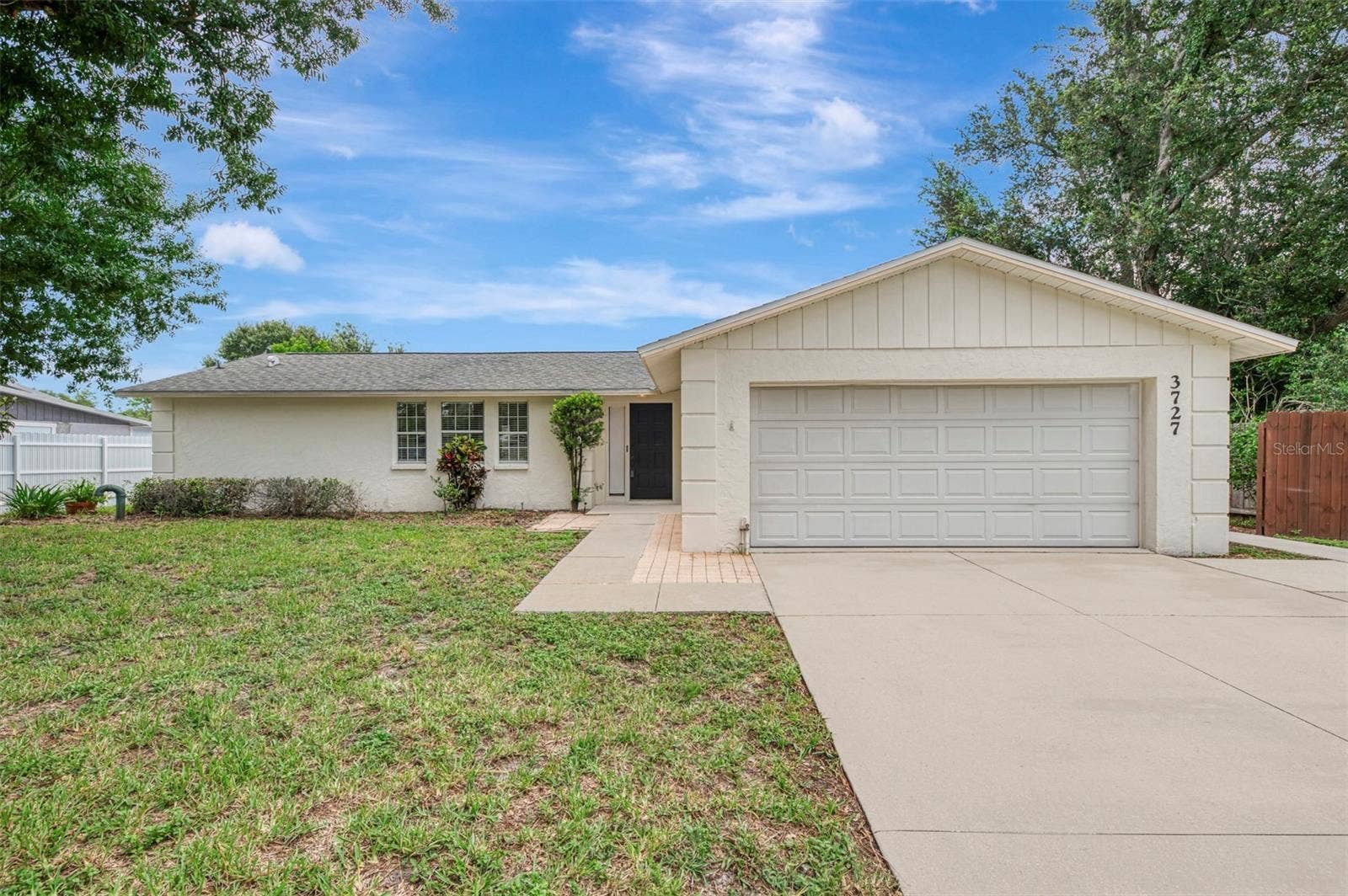 3727 PRADO DRIVE, Sarasota, FL 34235 3727 PRADO DRIVE, Sarasota, FL 34235