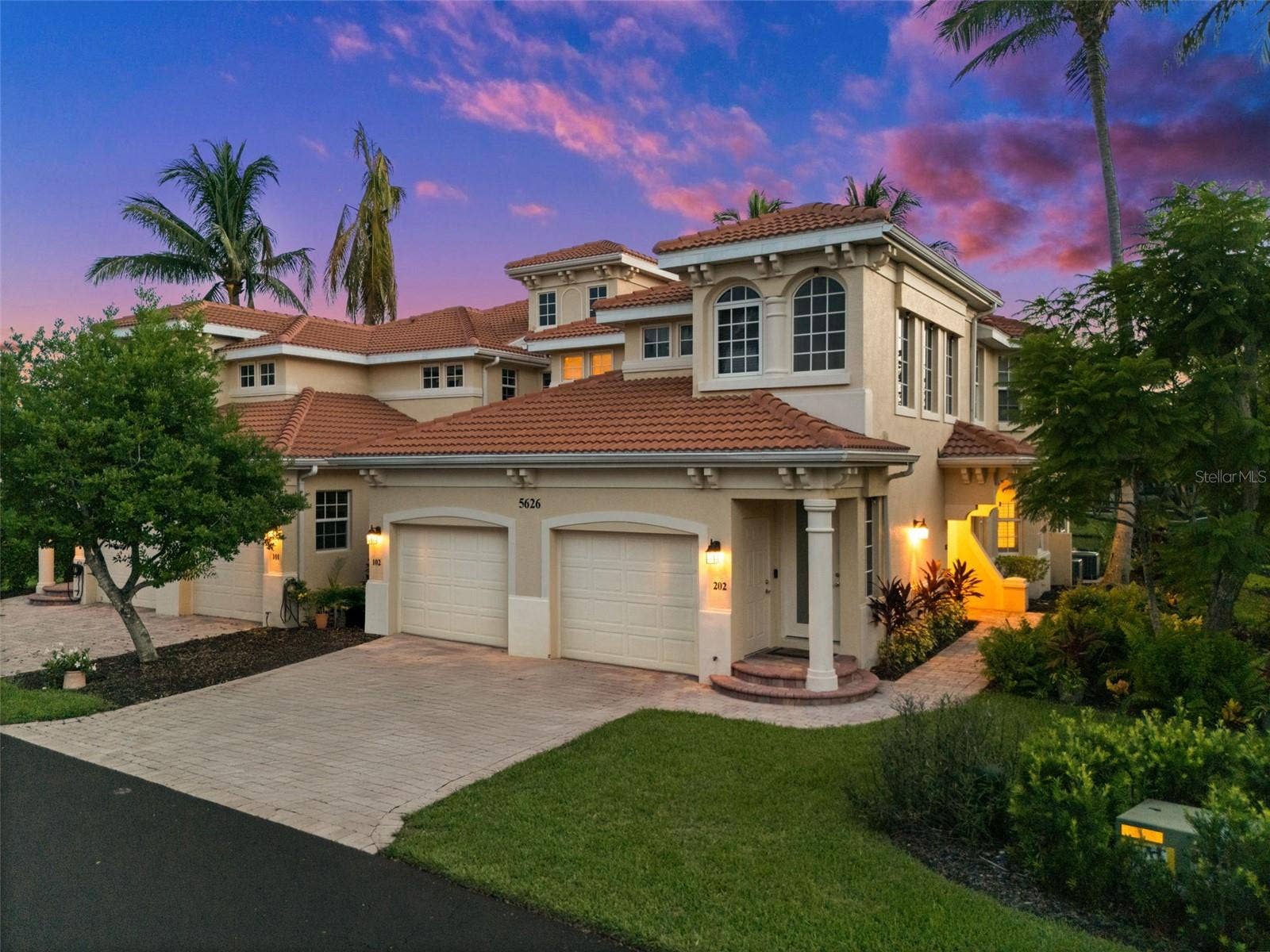 5626 CAPE HARBOUR DRIVE, #102, Cape Coral, FL 33914 Welcome Home!