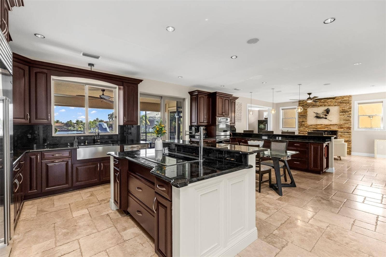 44 COLONY POINT DRIVE, Punta Gorda, FL 33950 44 COLONY POINT DRIVE, Punta Gorda, FL 33950
