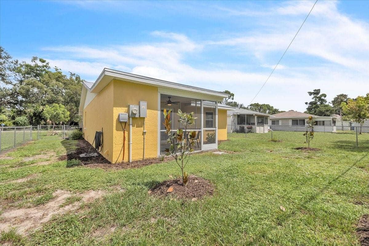 537 CAPITOL STREET, North Fort Myers, FL 33903 537 CAPITOL STREET, North Fort Myers, FL 33903