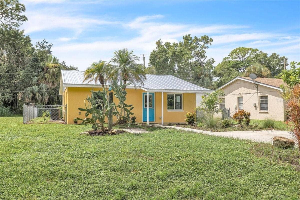 537 CAPITOL STREET, North Fort Myers, FL 33903 537 CAPITOL STREET, North Fort Myers, FL 33903