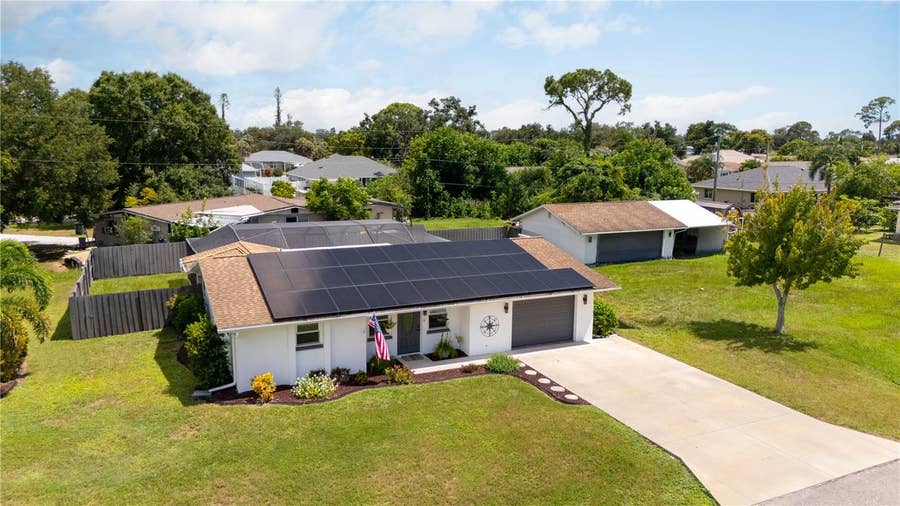 Property photo for 751 NANTUCKET ROAD, Venice, FL