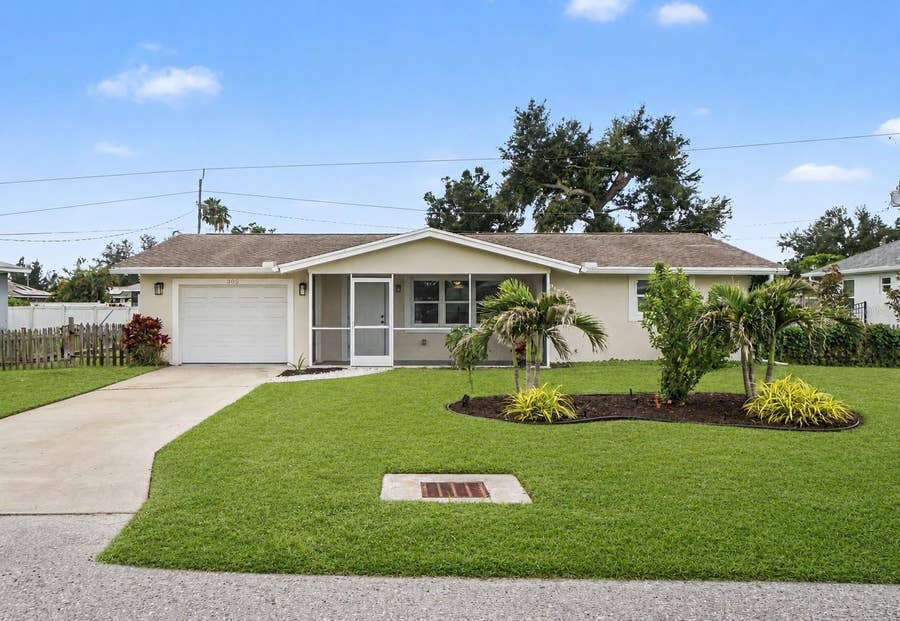 Property photo for 305 SHELL ROAD, Venice, FL