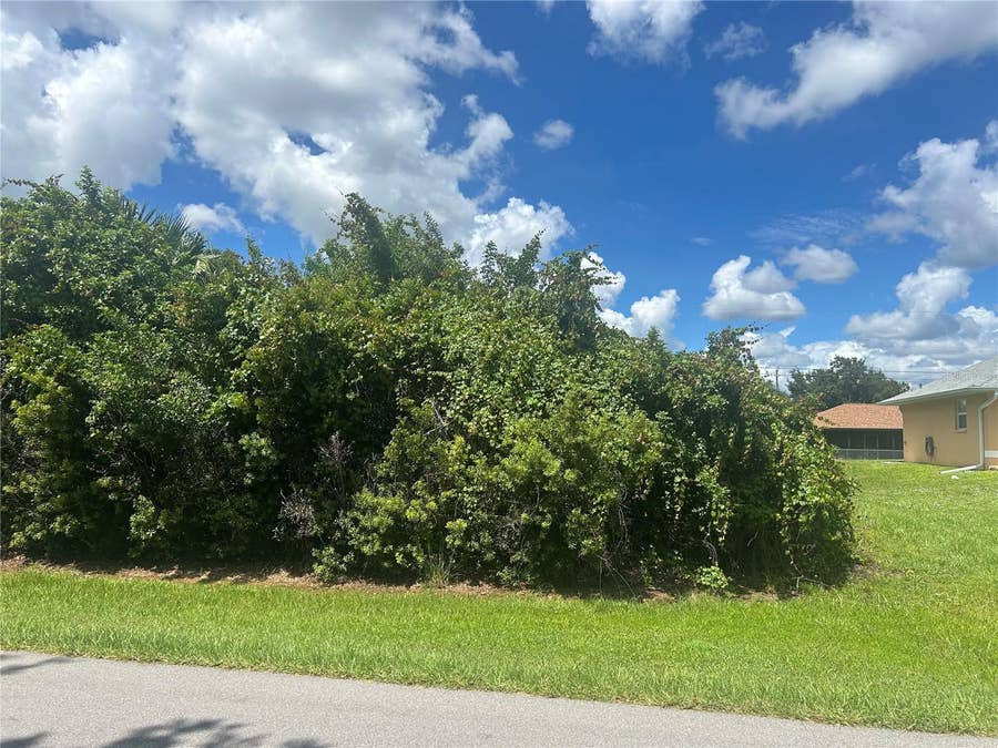 Property photo for 10204 ALEXANDRIA AVENUE, Englewood, FL