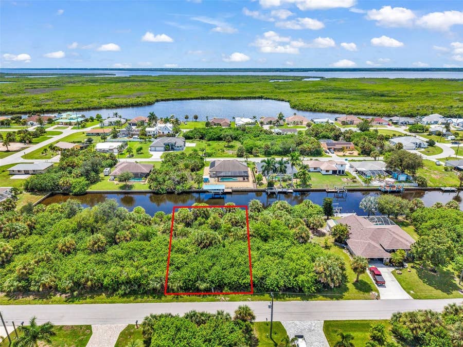 Property photo for 17157 CANARY LANE, Port Charlotte, FL