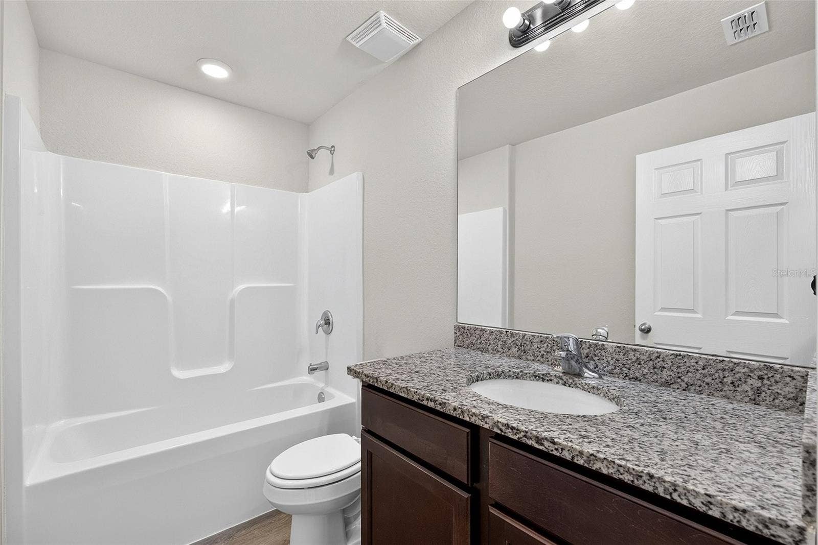 27233 PARTIN DRIVE, Punta Gorda, FL 33983 27233 PARTIN DRIVE, Punta Gorda, FL 33983