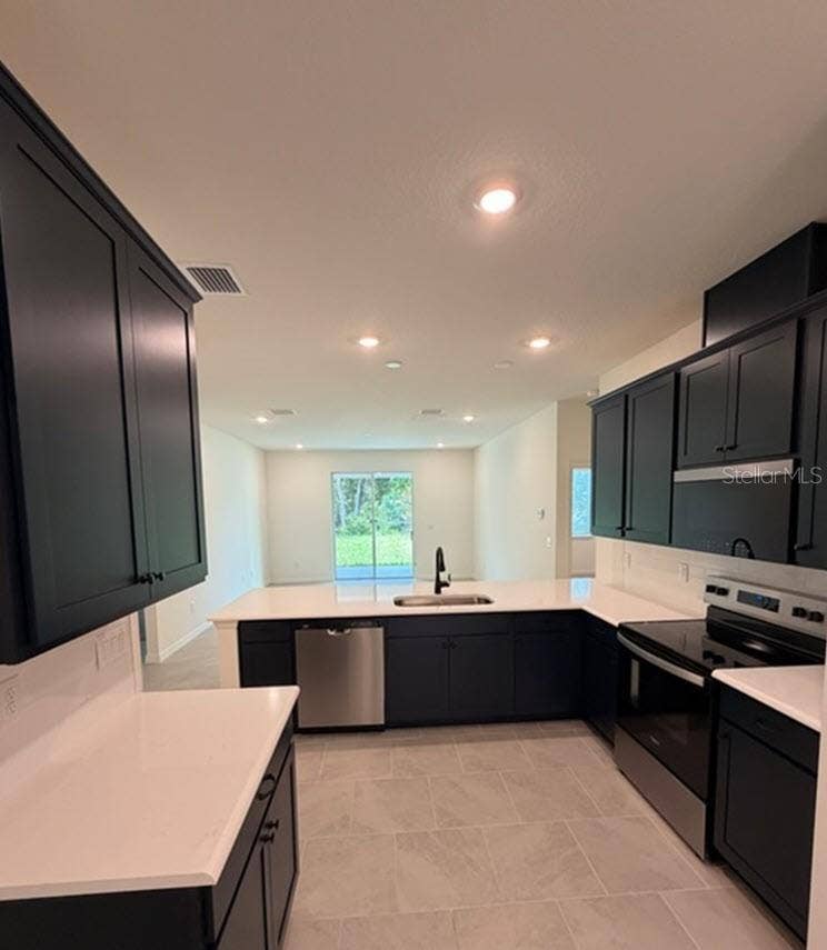 37 ZEPHYR LILY TRAIL, Palm Coast, FL 32164 37 ZEPHYR LILY TRAIL, Palm Coast, FL 32164