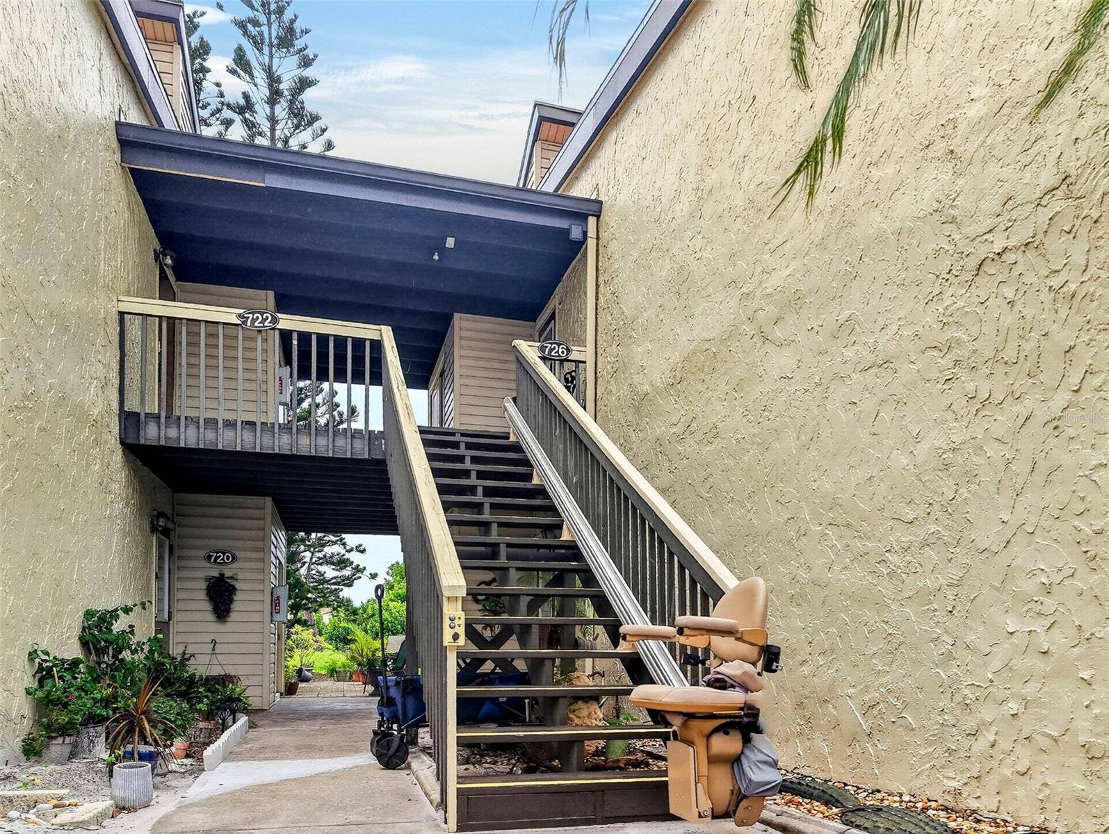726 WHITE PINE TREE ROAD, #84, Venice, FL 34285