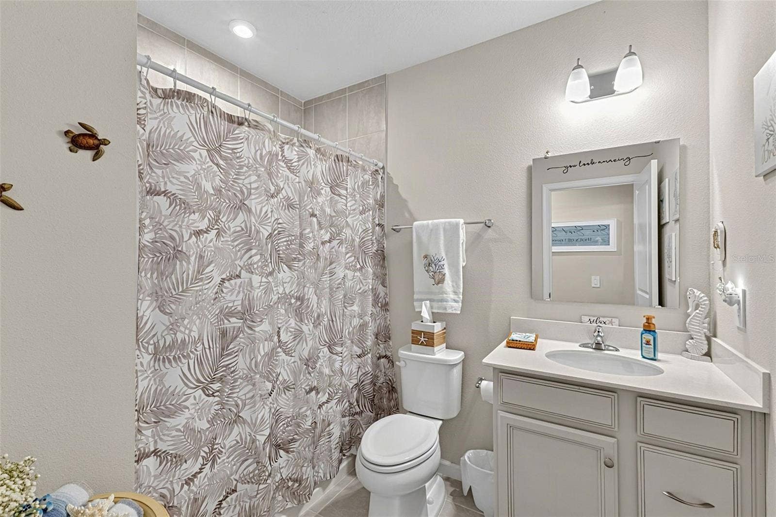 secondary bathroom