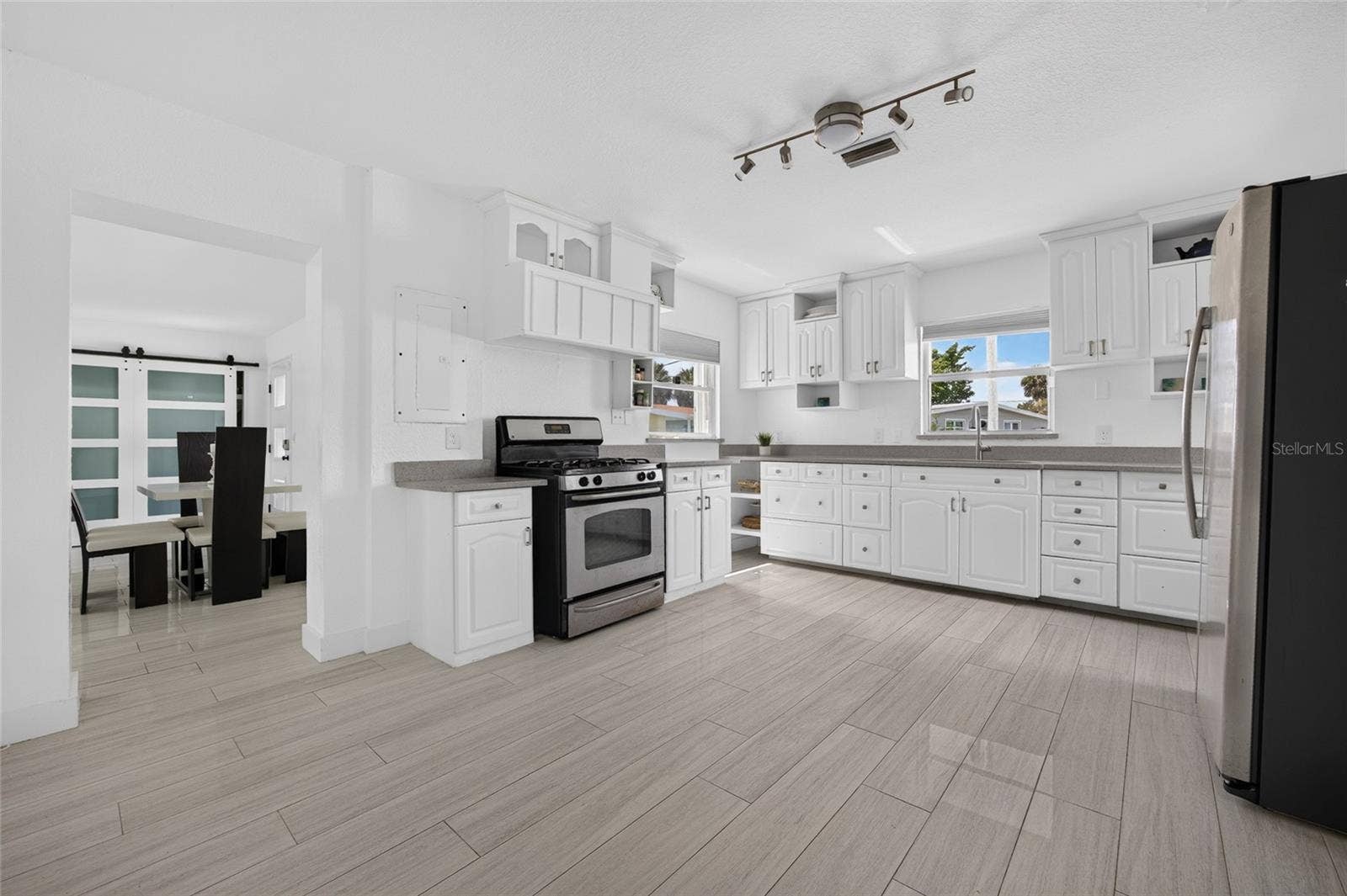 6484 ANGLE PLACE, North Port, FL 34287 6484 ANGLE PLACE, North Port, FL 34287