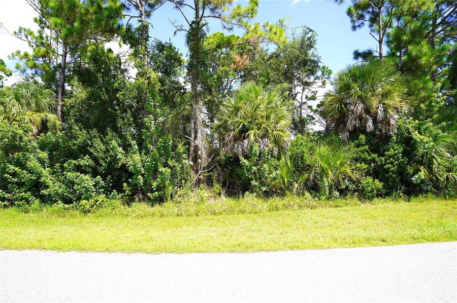 Property photo for 13265 FINKLE AVENUE, Port Charlotte, FL