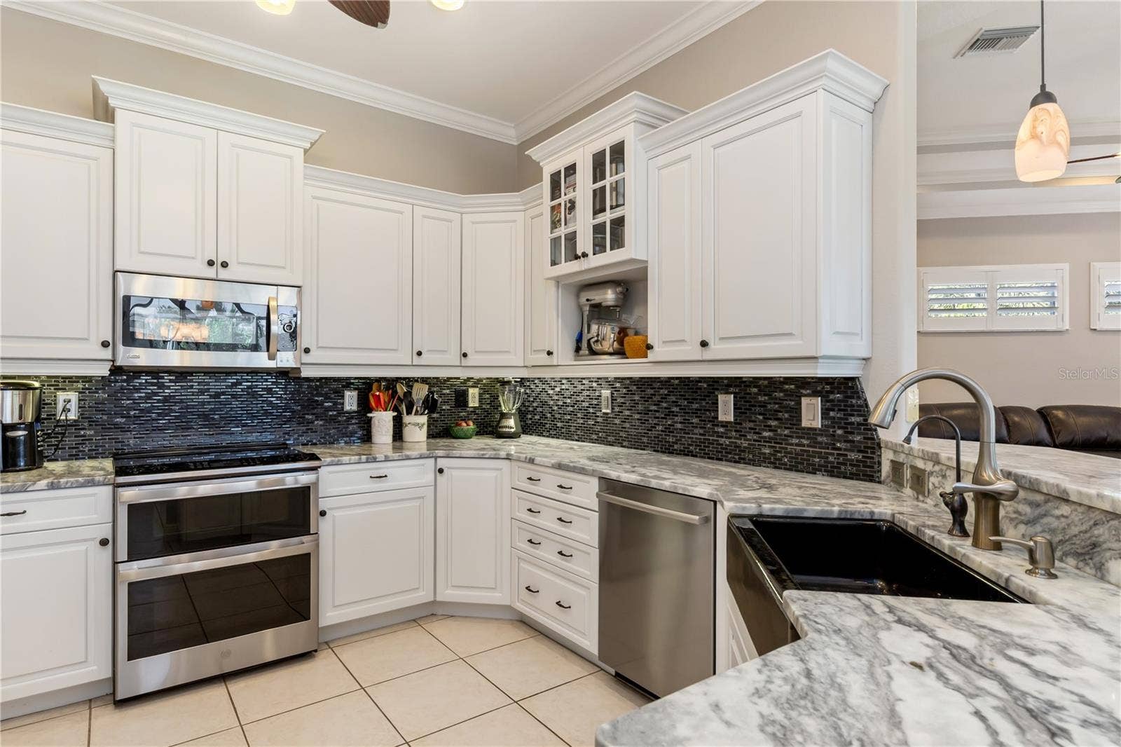 1098 BOUNDARY BOULEVARD, Rotonda West, FL 33947 1098 BOUNDARY BOULEVARD, Rotonda West, FL 33947