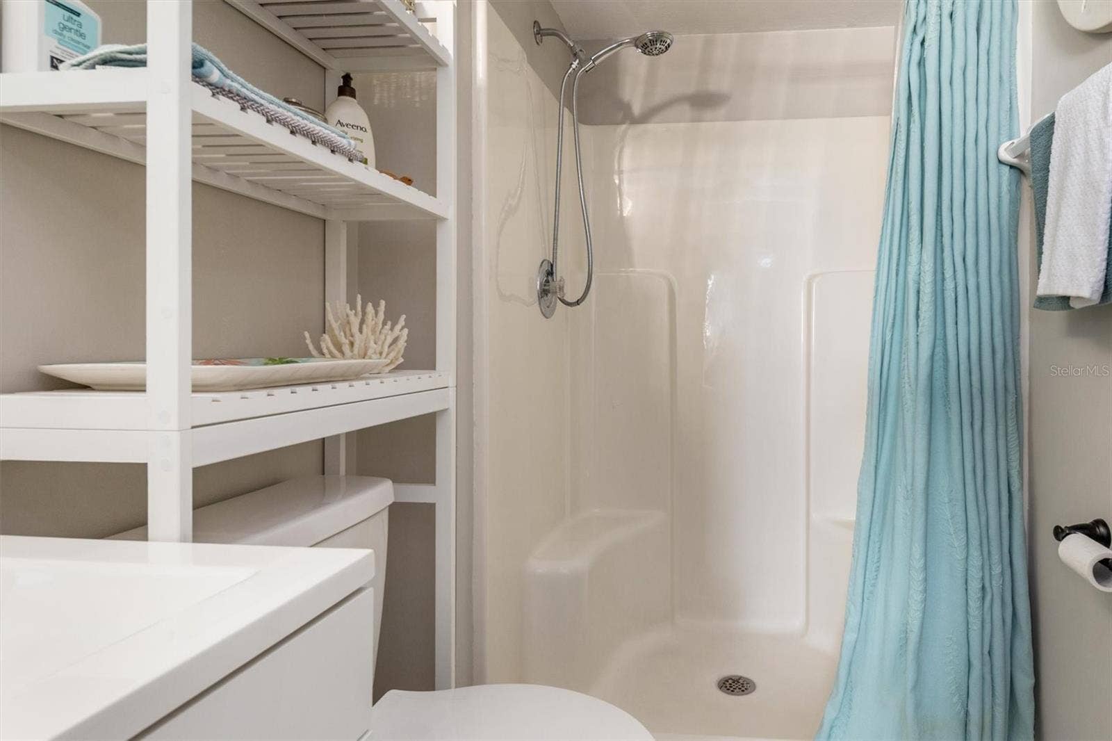 3310 LOVELAND BOULEVARD, #1105, Punta Gorda, FL 33980 EASY CARE SHOWER