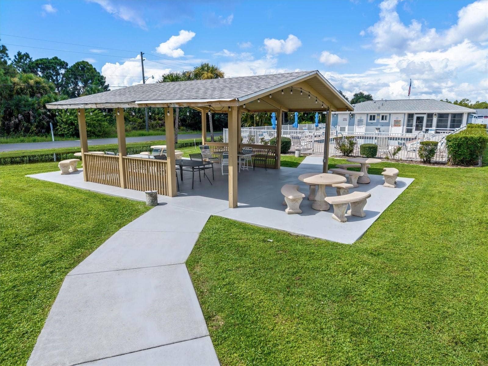 3310 LOVELAND BOULEVARD, #1105, Punta Gorda, FL 33980 LOVELAND COURTYARD SHARED AMENITIES