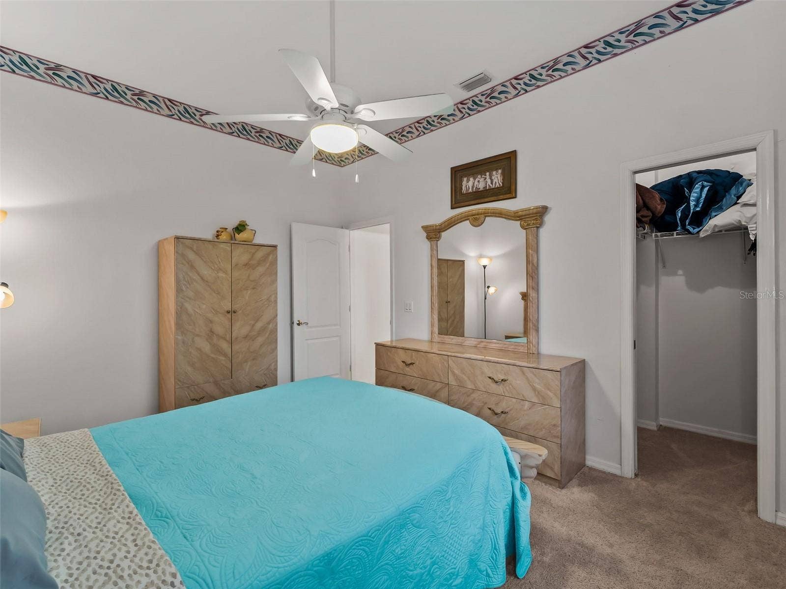 GuestBedroom_9336StPaulDr_PortCharlotte_CeilingFan_Wide2.jpg