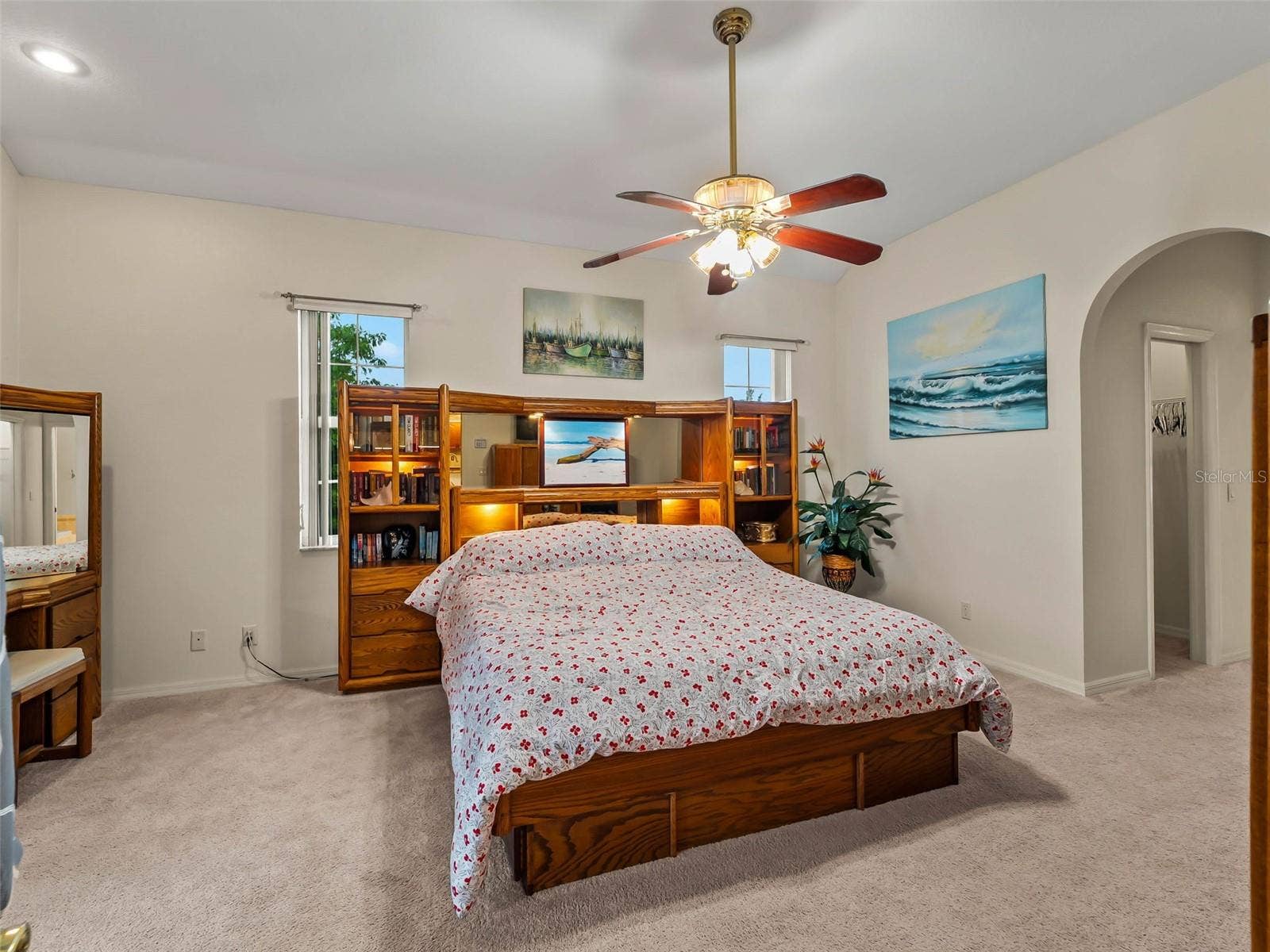 PrimarySuite_9336StPaulDr_PortCharlotte_CeilingFan_Wide.jpg