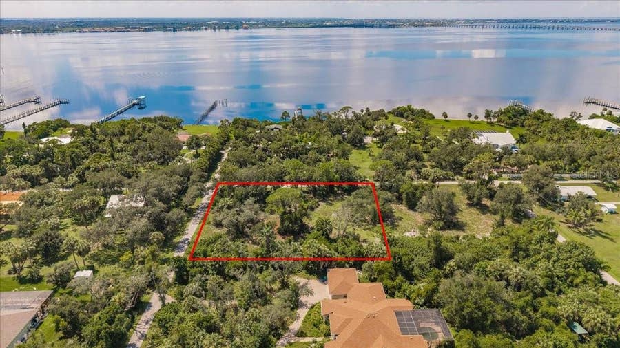 Property photo for 1810 CITRON STREET, Port Charlotte, FL