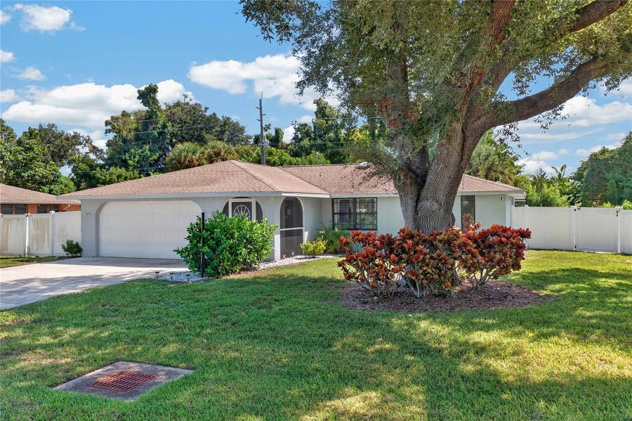 Property photo for 3135 NOCTURNE ROAD, Venice, FL