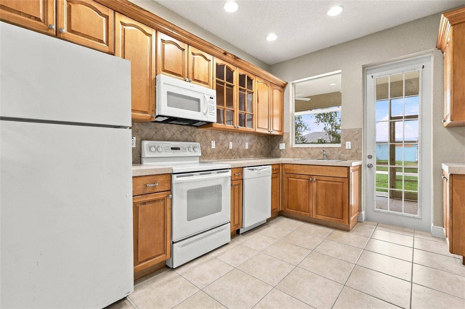 9320 & 9322 ANITA AVENUE, Englewood, FL 34224 9320 & 9322 ANITA AVENUE, Englewood, FL 34224