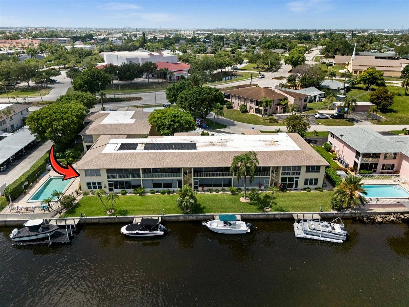 1345 SE 40TH TERRACE, #2E, Cape Coral, FL 33904 Amazing 2nd story corner unit