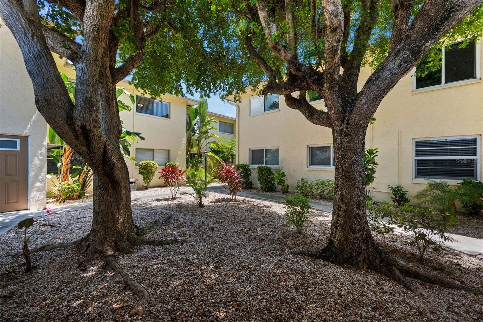 1345 SE 40TH TERRACE, #2E, Cape Coral, FL 33904 Nice shaded court yard