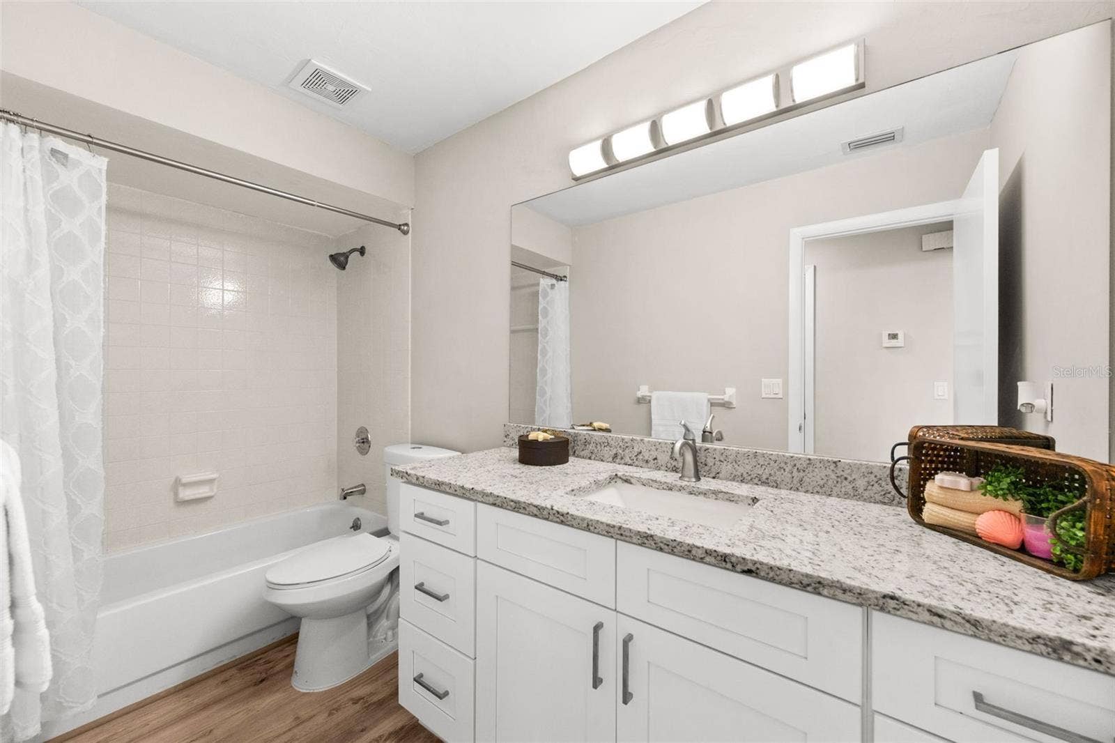 1345 SE 40TH TERRACE, #2E, Cape Coral, FL 33904 Guest Bath