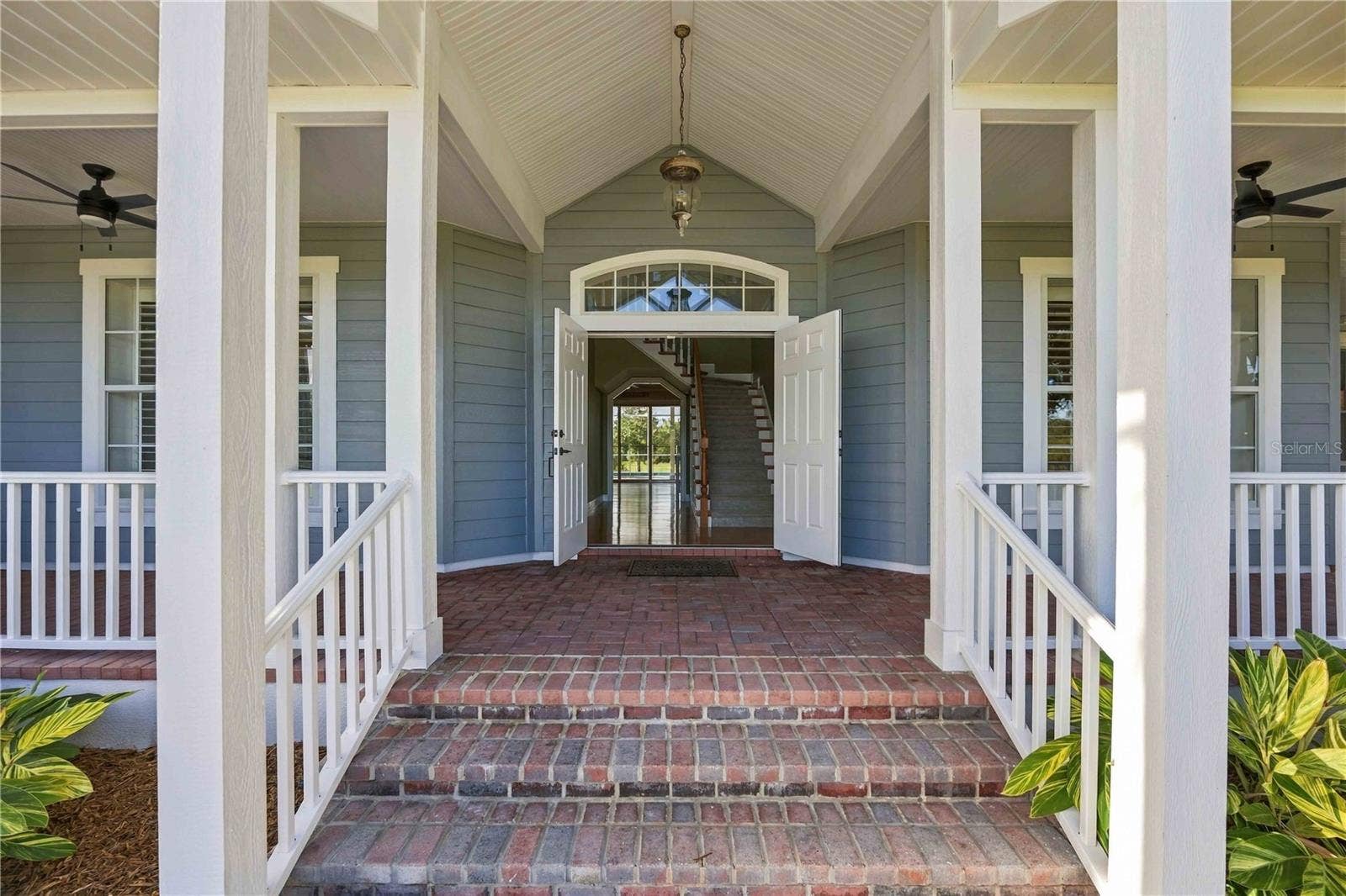 8543 SW AVIARY ROAD, Arcadia, FL 34269 Entrance to the home