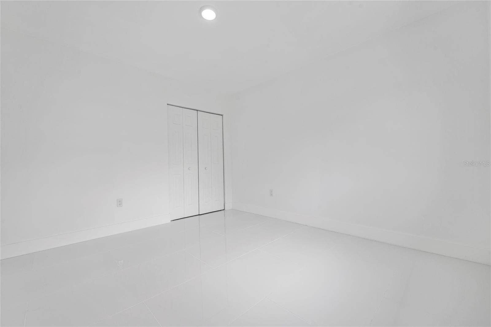 1112 SW 11TH AVENUE, Miami, FL 33129