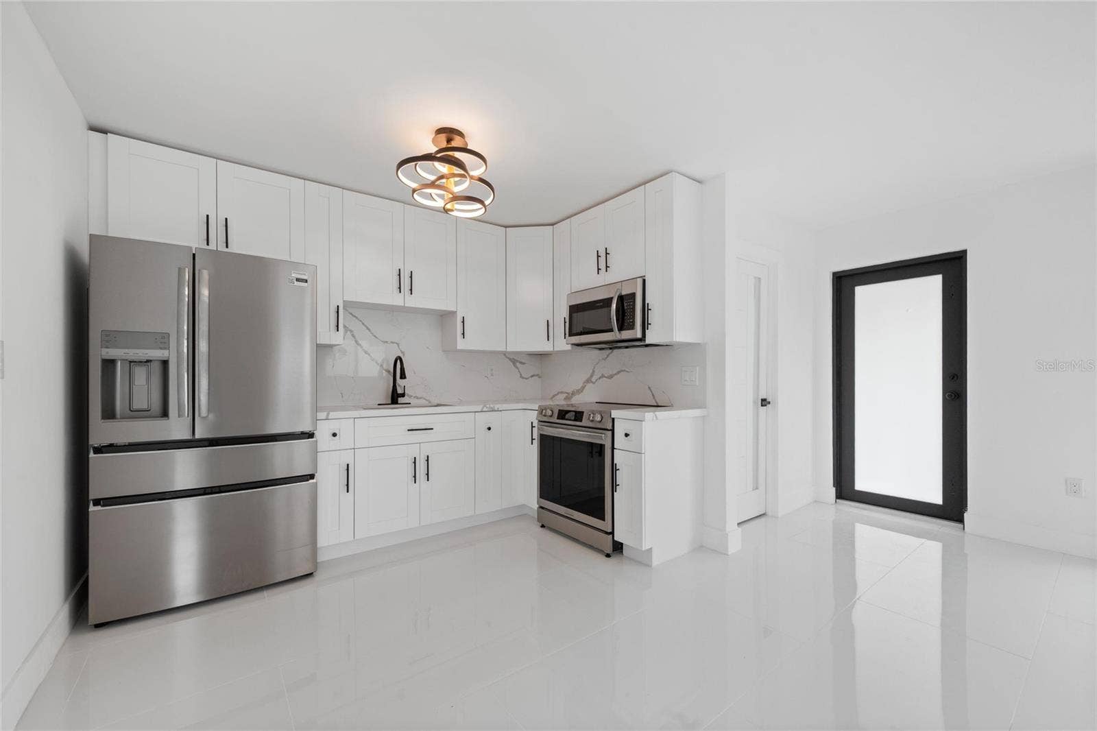 1112 SW 11TH AVENUE, Miami, FL 33129